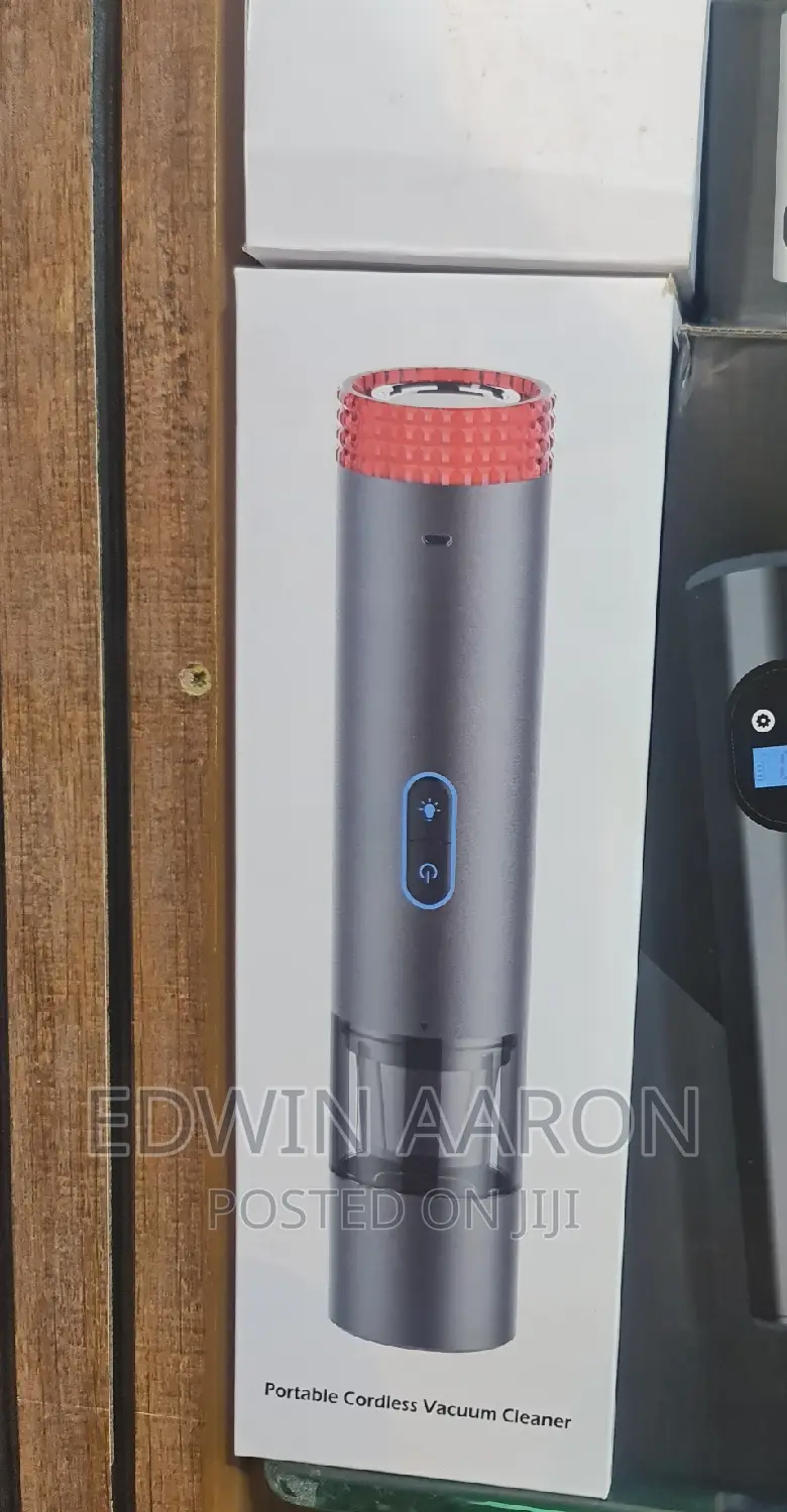 Portable Cordless Vacuum Cleaner