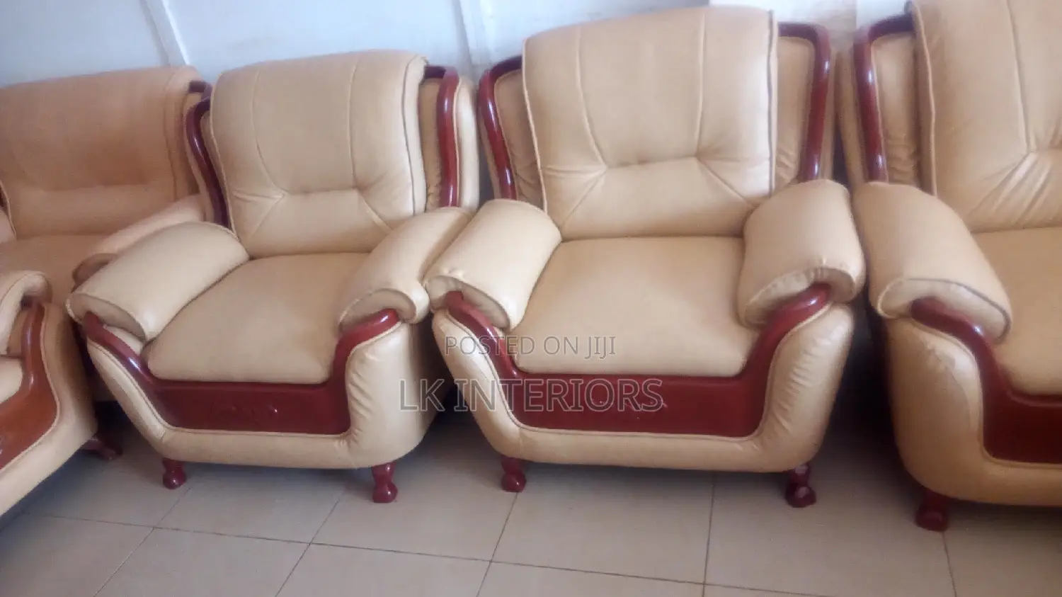 Leather Sofa 5 Seaters
