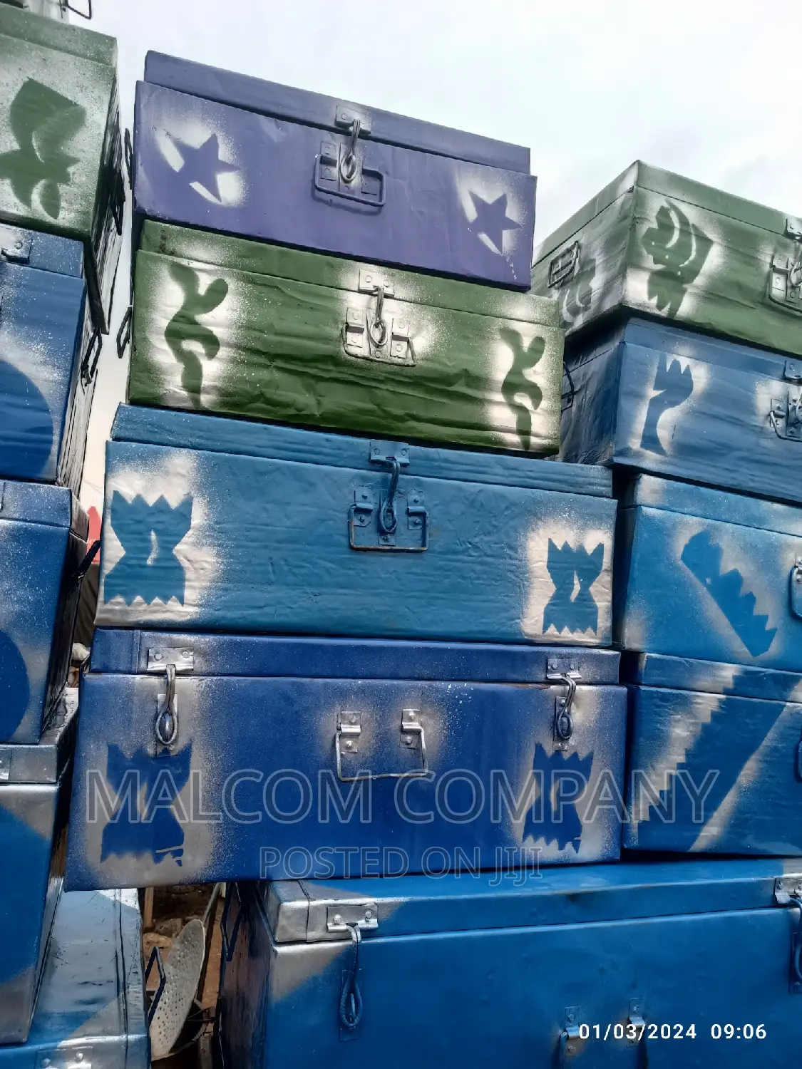 School/Student's Metallic Suitcases/Free Padlocks Delivery