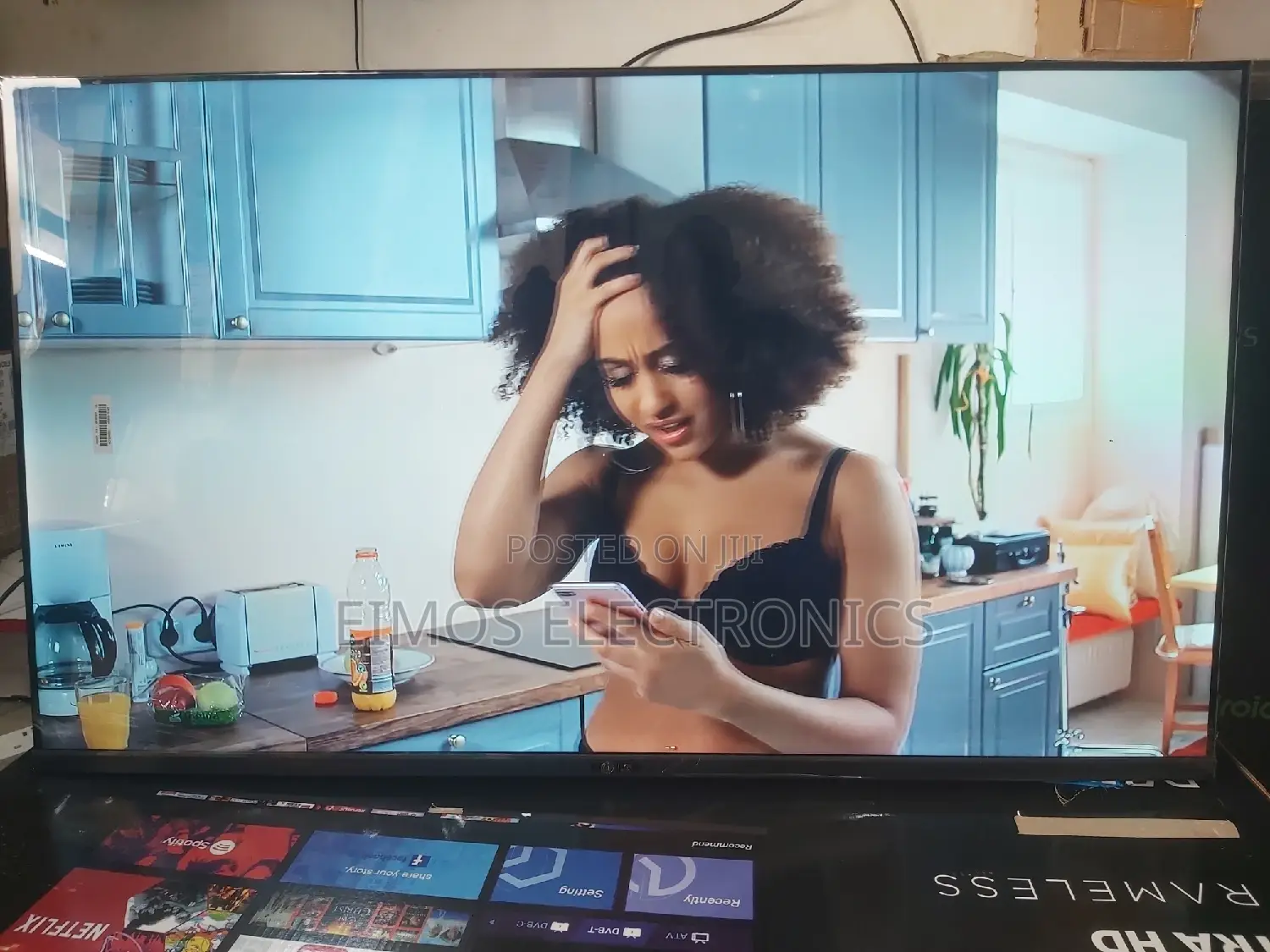 60 Inches Smart LG TVS