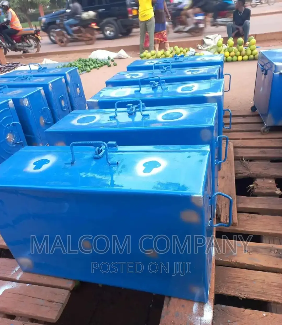 Strong Metallic School Suitcases Medium Size