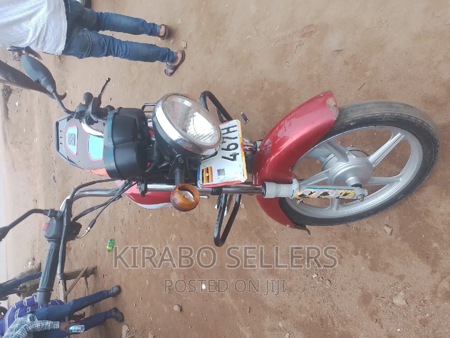 TVS HLX 125 2022 Red