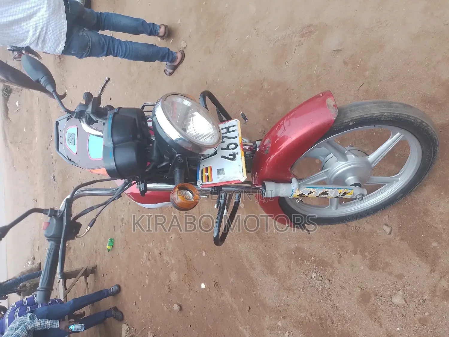 TVS HLX 125 2022 Red