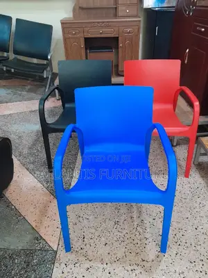 Amazin Durable Plastic Chair