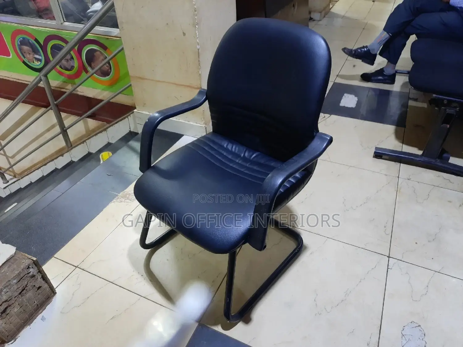 Black Non Adjustable Office Chair