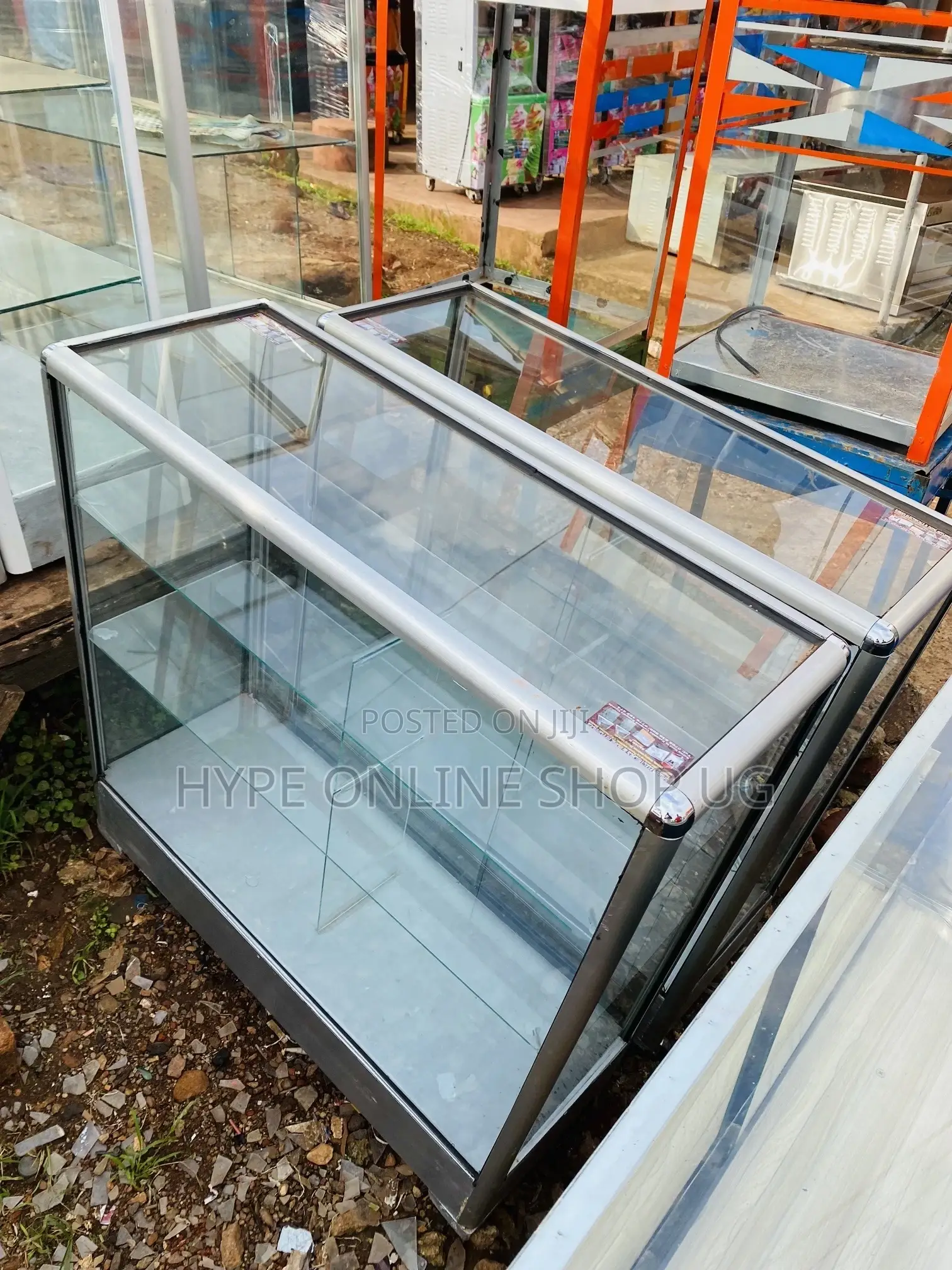 Aluminum Glass Display