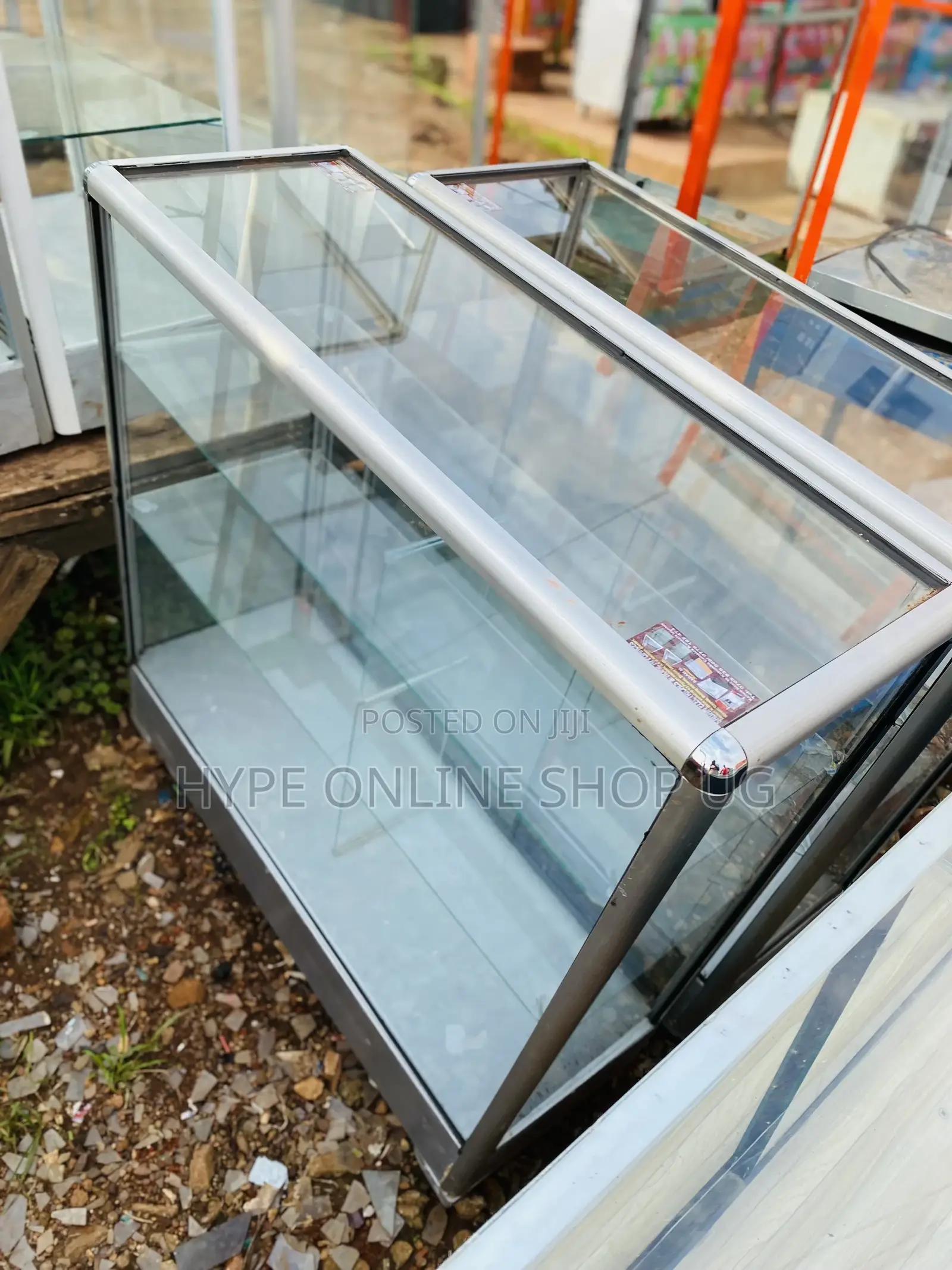 Aluminum Glass Display