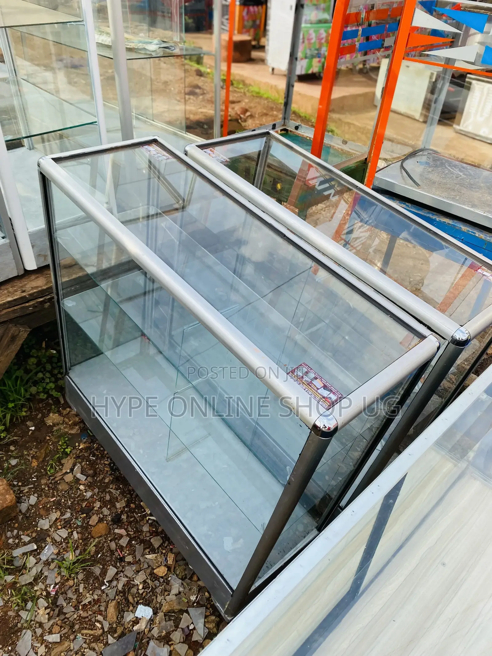Aluminum Glass Display