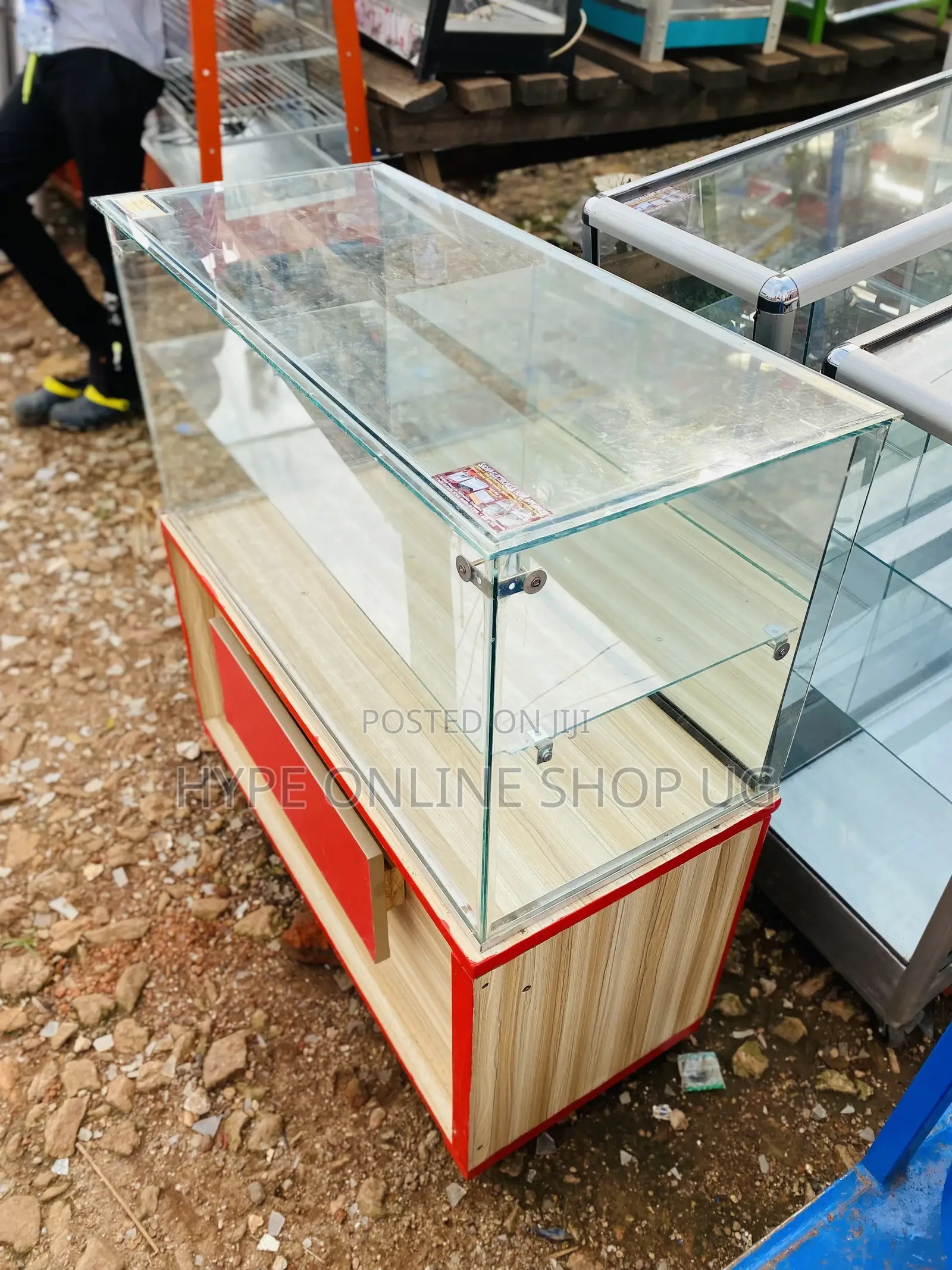Glass Display