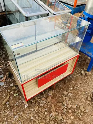 Glass Display