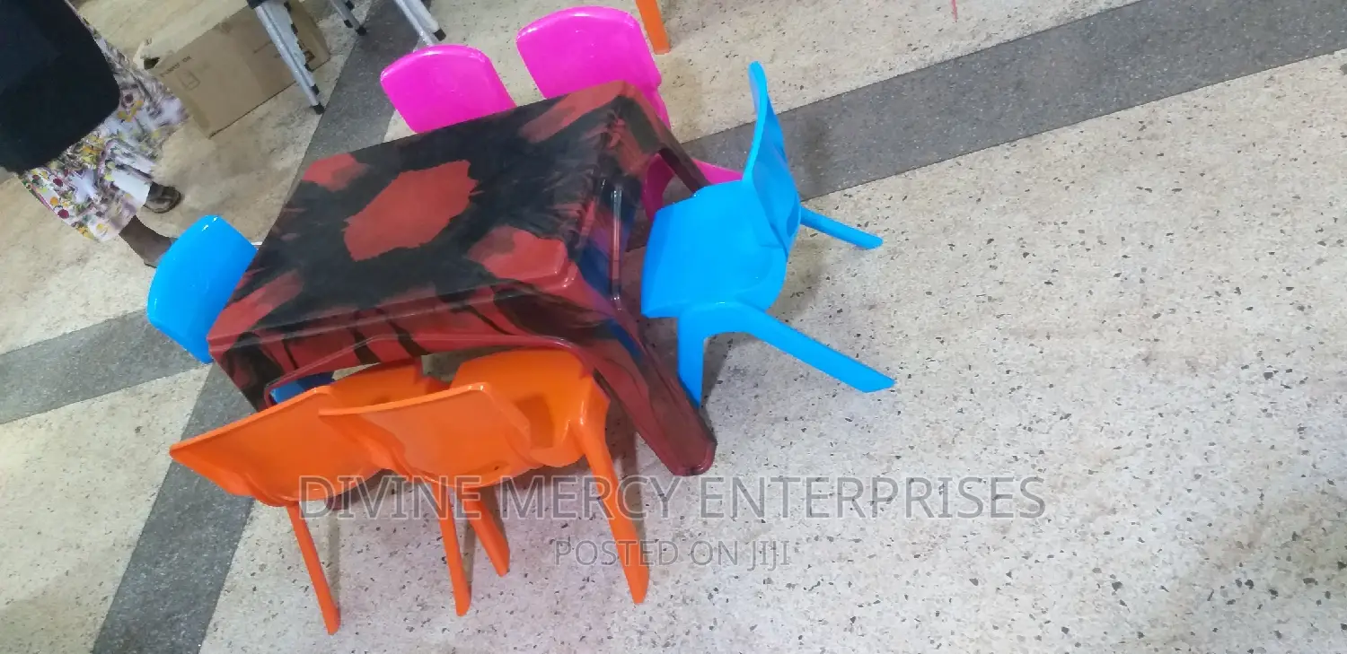 Children Table and Chairs