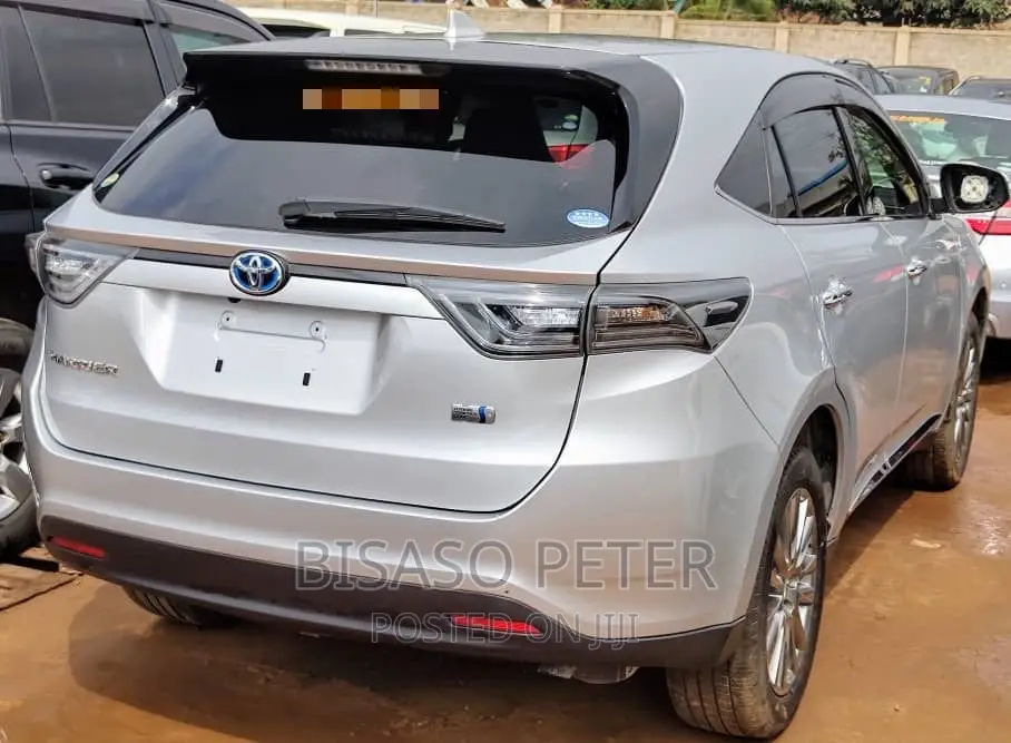 Toyota Harrier 2.5 Hybrid 4WD 2015 Silver