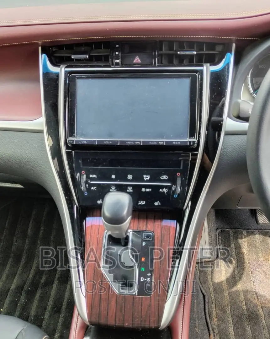 Toyota Harrier 2.5 Hybrid 4WD 2015 Silver