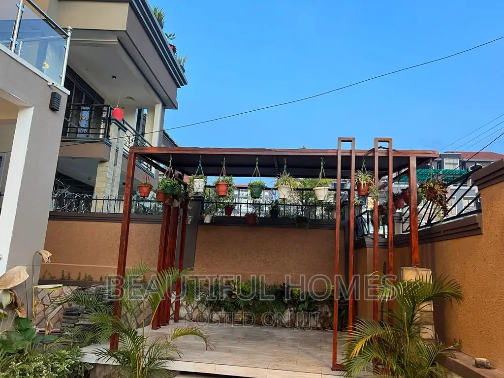 Furnished 7bdrm Duplex in Kyanja, Nakawa for sale