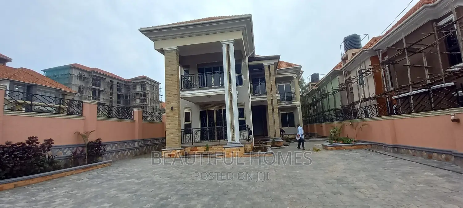 Furnished 6bdrm Duplex in Kyanja, Central Division for sale