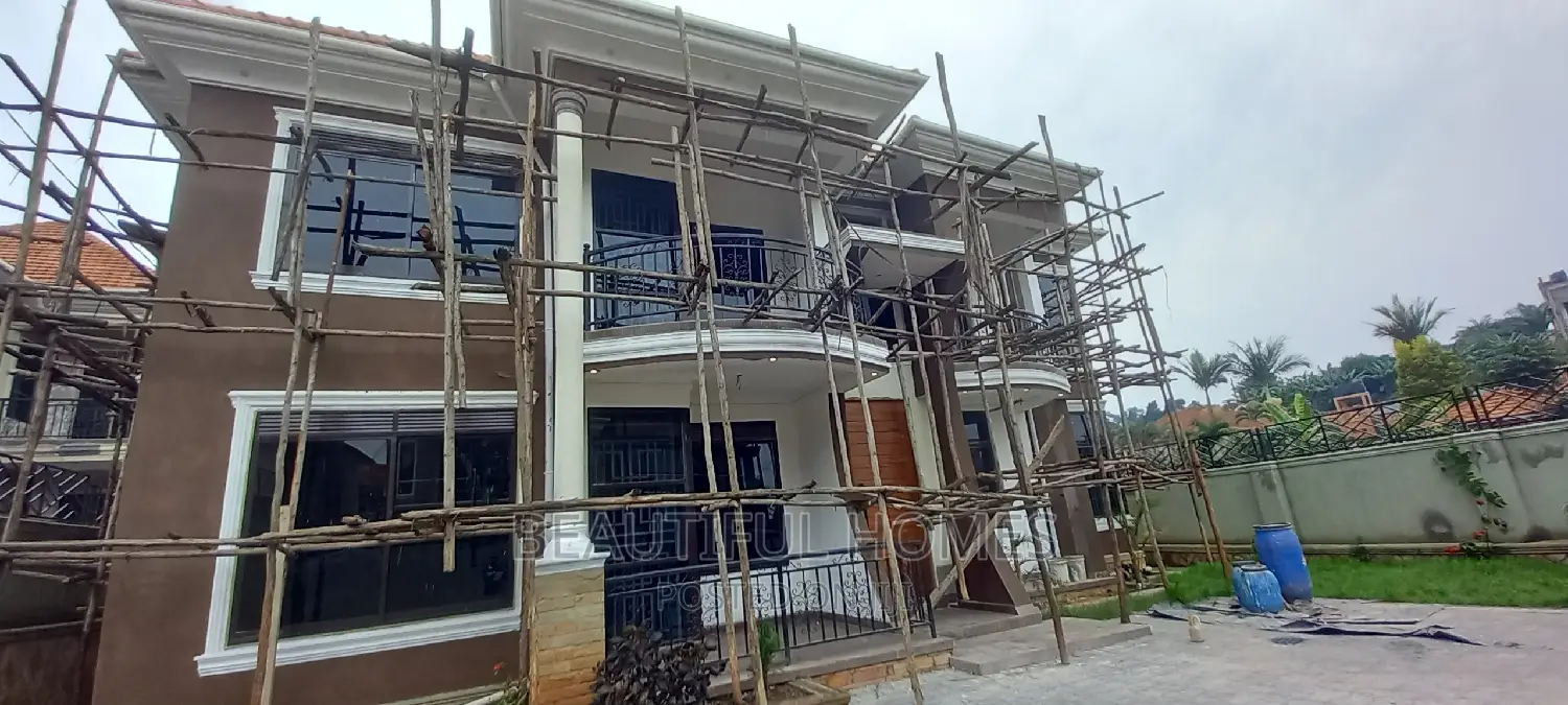 Furnished 6bdrm Duplex in Kyanja All Corporate, Central Division