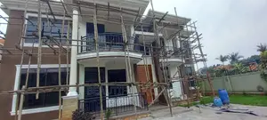 Furnished 6bdrm Duplex in Kyanja All Corporate, Central Division