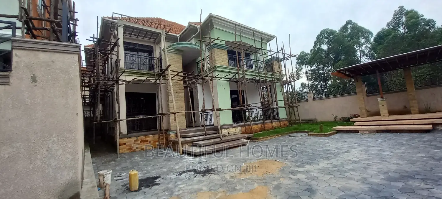 Furnished 6bdrm House in Kyanja, Central Division for sale