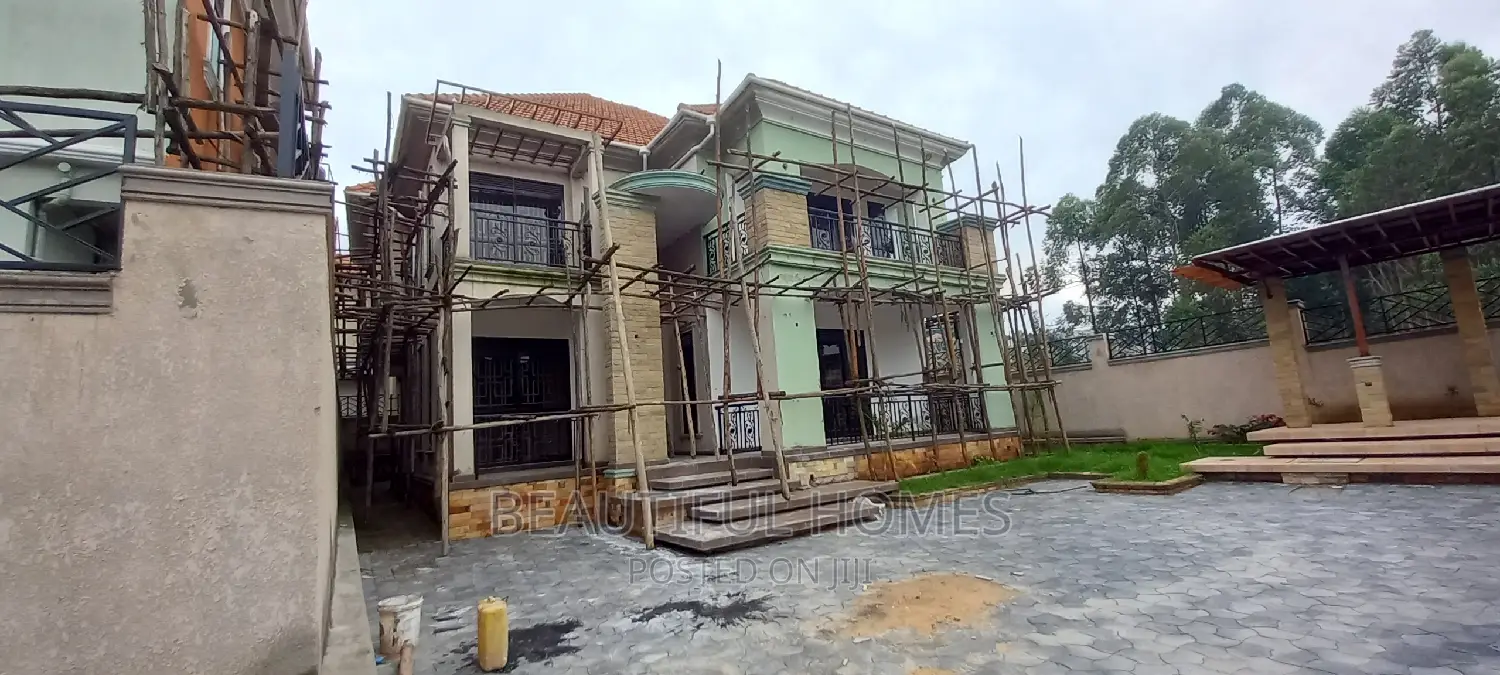 Furnished 6bdrm House in Kyanja, Central Division for sale