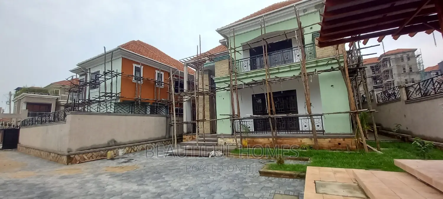 Furnished 6bdrm Mansion in Kyanja Expatriate, Central Division