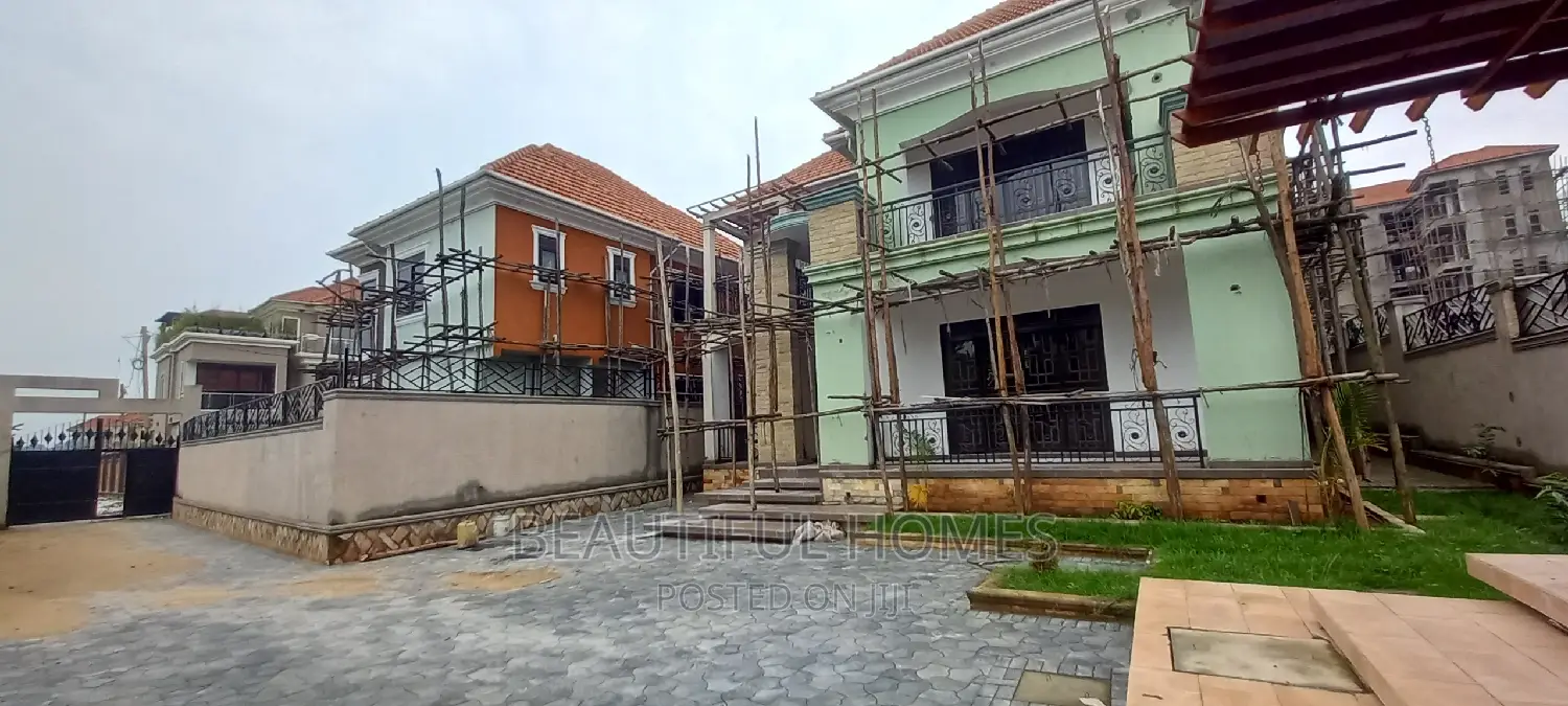 Furnished 6bdrm Mansion in Kyanja, Central Division for sale
