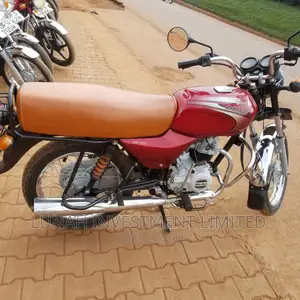 Bajaj Boxer 2023 Red