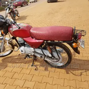 Bajaj Boxer 2023 Red