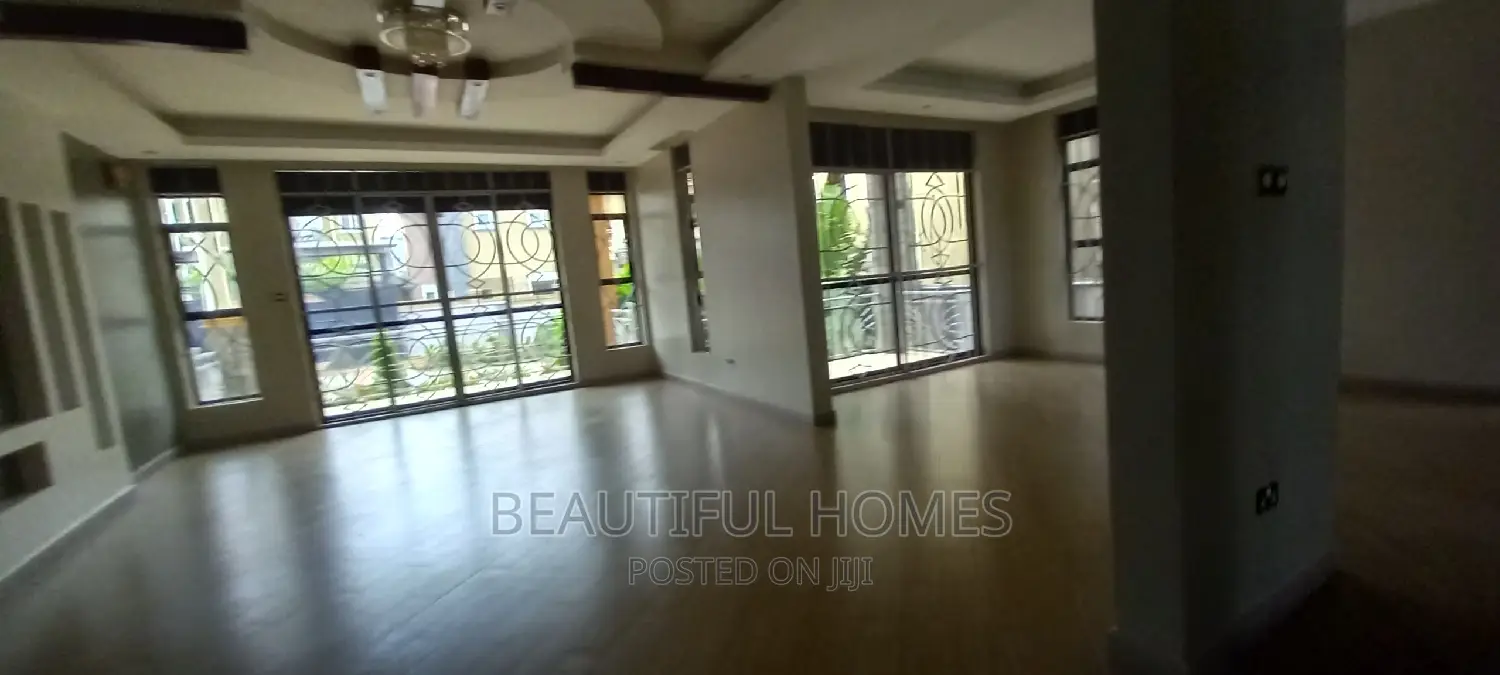Furnished 7bdrm Duplex in Kyanja Tarmack, Central Division for sale