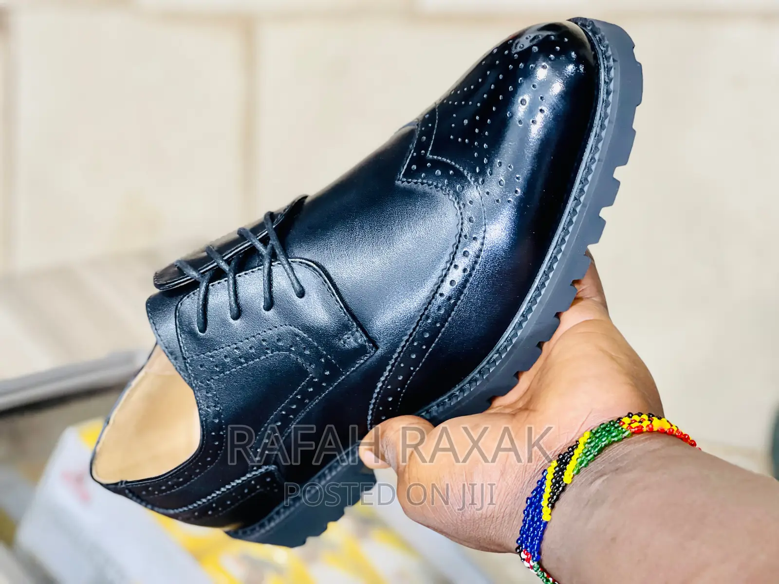 Classic Men’S Oxford Shoes