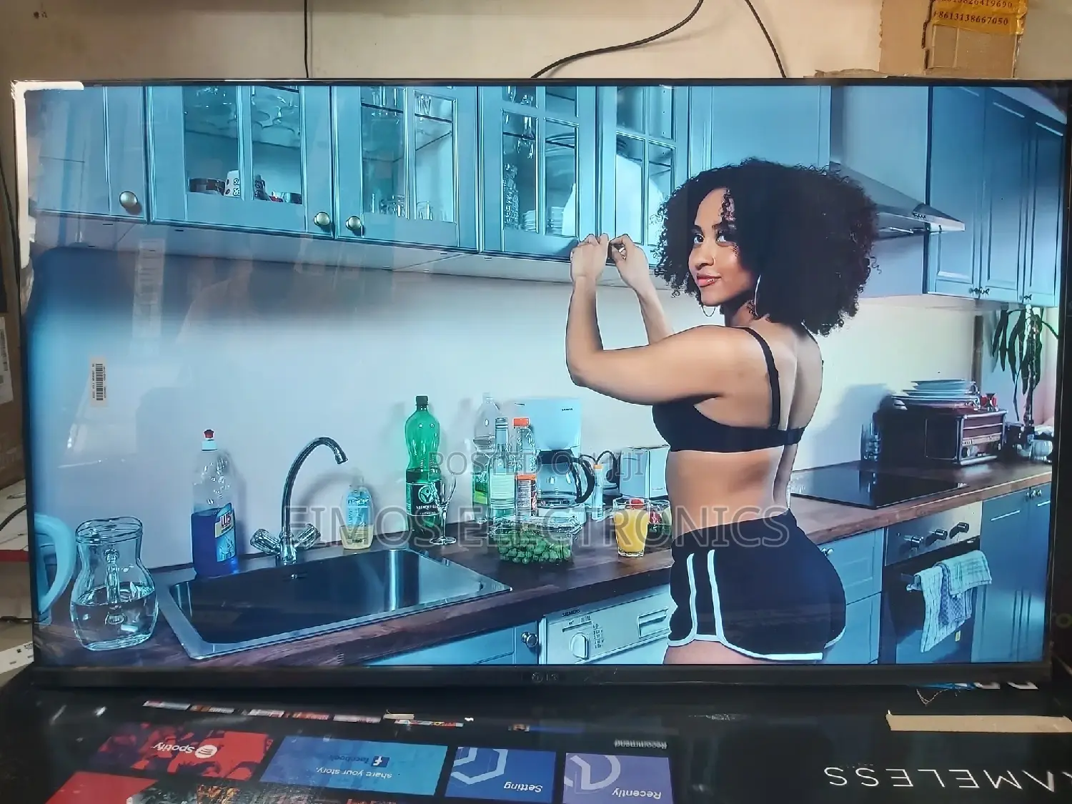 LG SMART Digital Tv 60 Inches