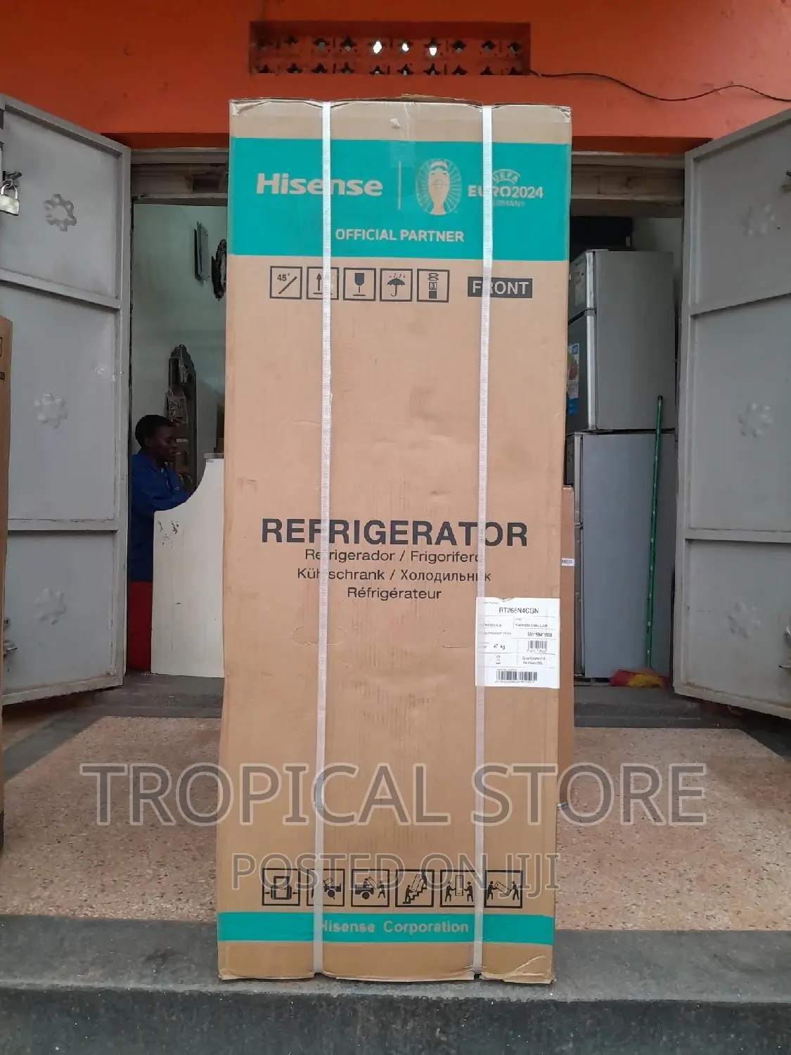 Hisense 266L Fridge RT266N4DGN; Frost Free Refrigerator