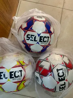Select Football Size 4