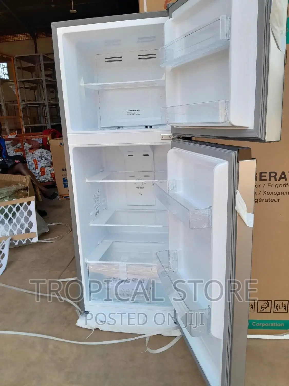 Hisense 266L Fridge RT266N4DGN; Frost Free Refrigerator