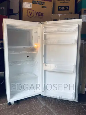 LG Refrigerator 195L White Color