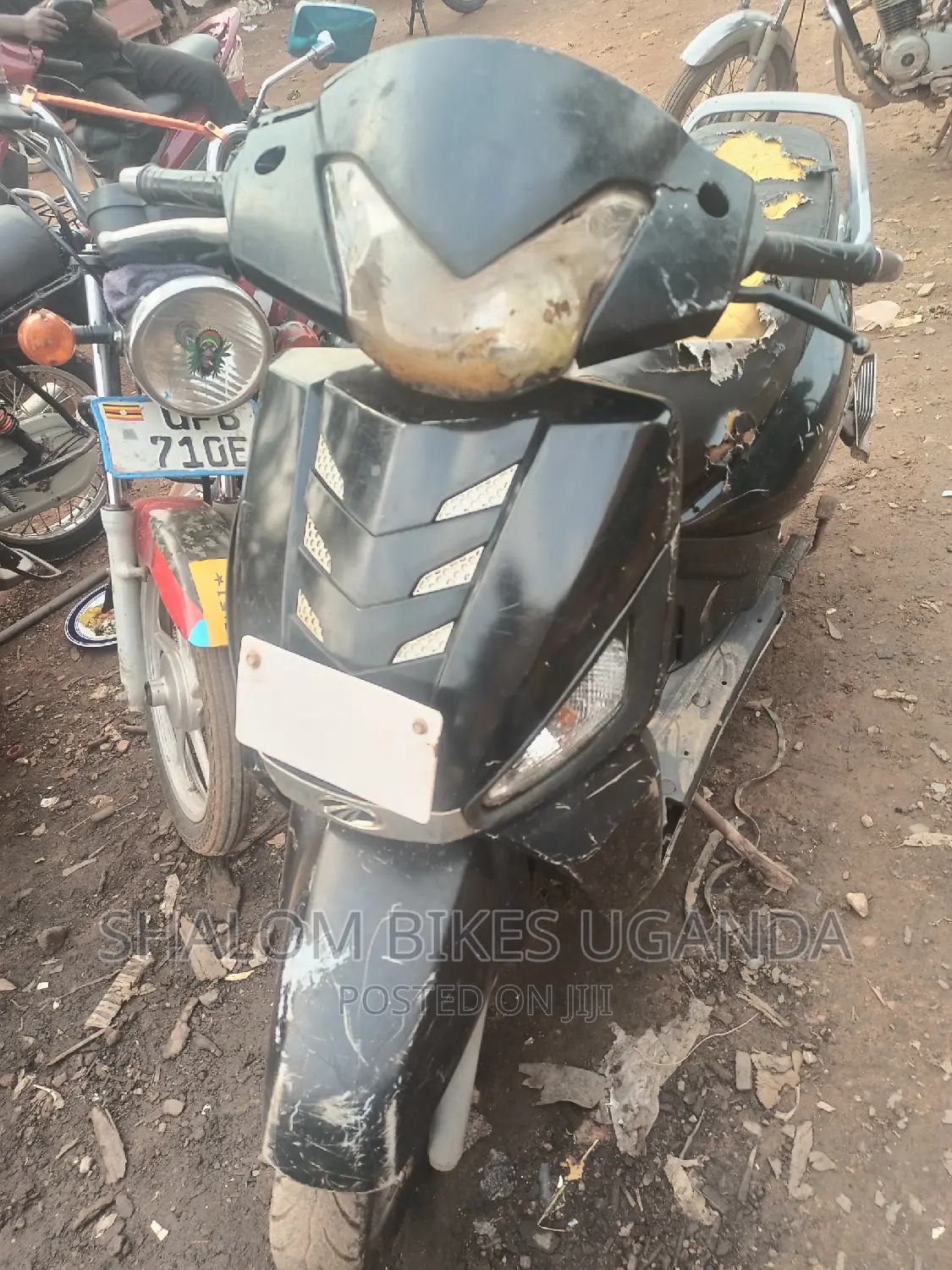 Mahindra Duro 2016 Black
