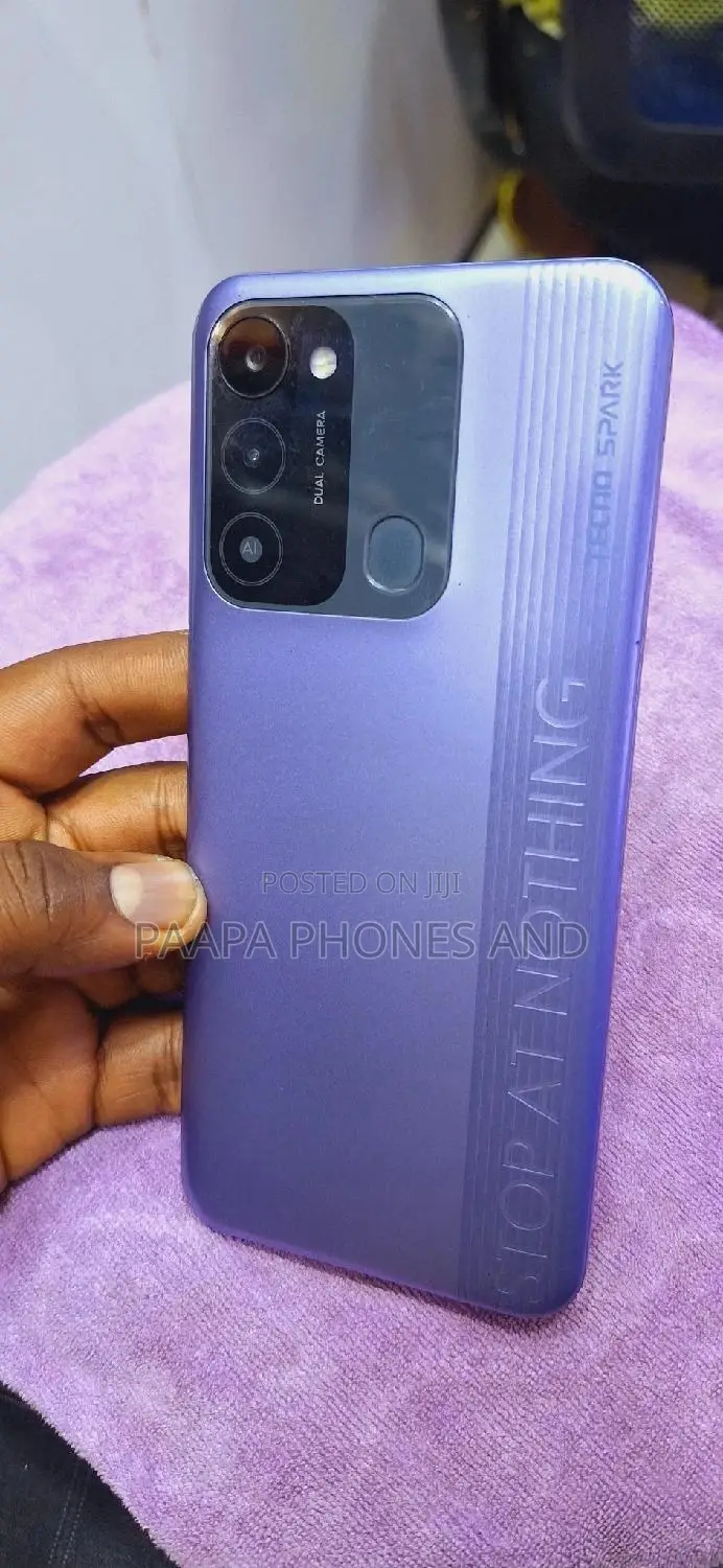 Tecno Spark 8C 64 GB Purple
