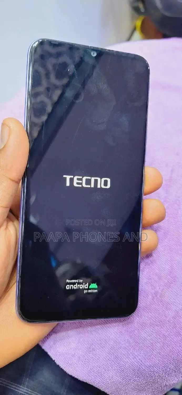 Tecno Spark 8C 64 GB Purple