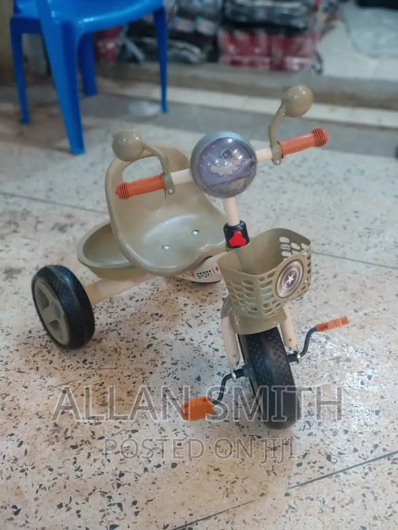 Kids Tricycles in Central Division Children's Gear & Safety, Allan