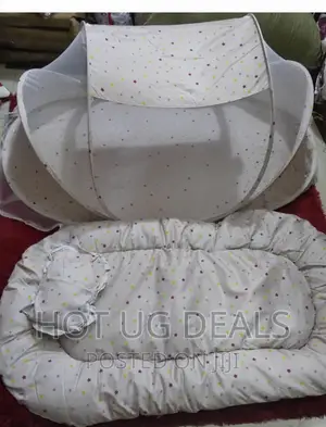 Photo - 3pcs Baby Mosquito Net With Net, Pillow, Bed Mattress.