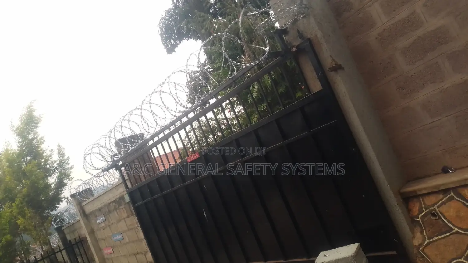 Razor Wire High Quality Galvanized Welded Stainless Steel
