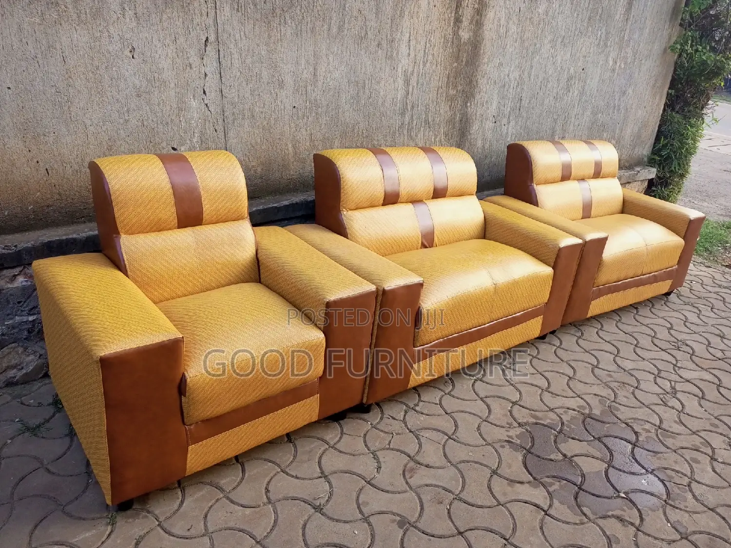 Amazing Five Seater Sofa