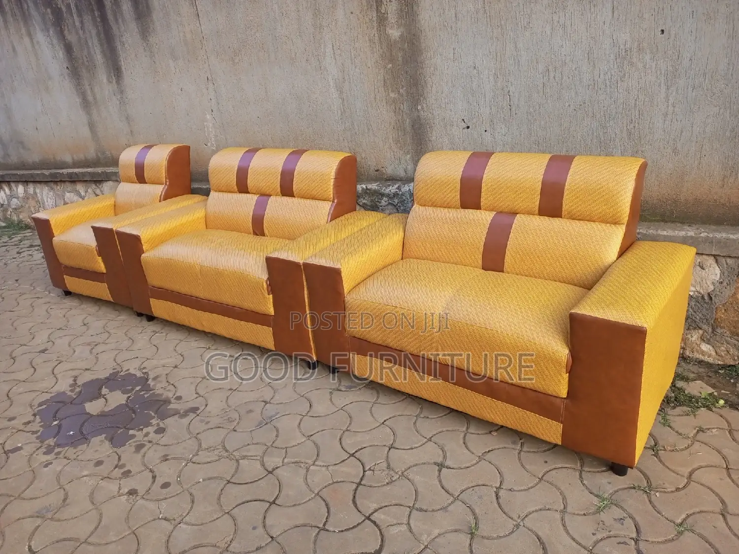 Amazing Five Seater Sofa