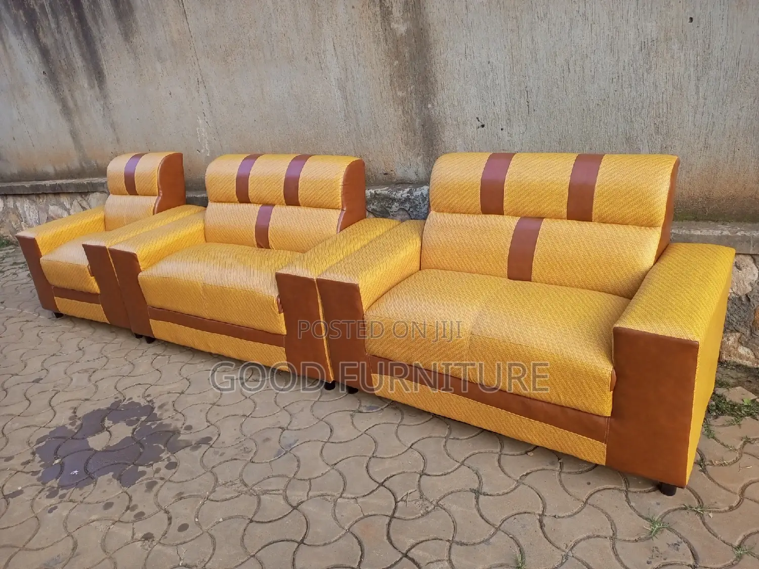 Amazing Five Seater Sofa