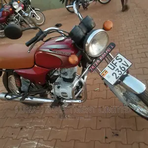 Bajaj Boxer 100 2023 Red