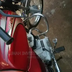 Bajaj Boxer 2023 Red