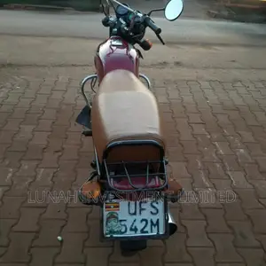 Bajaj Boxer 100 2023 Red