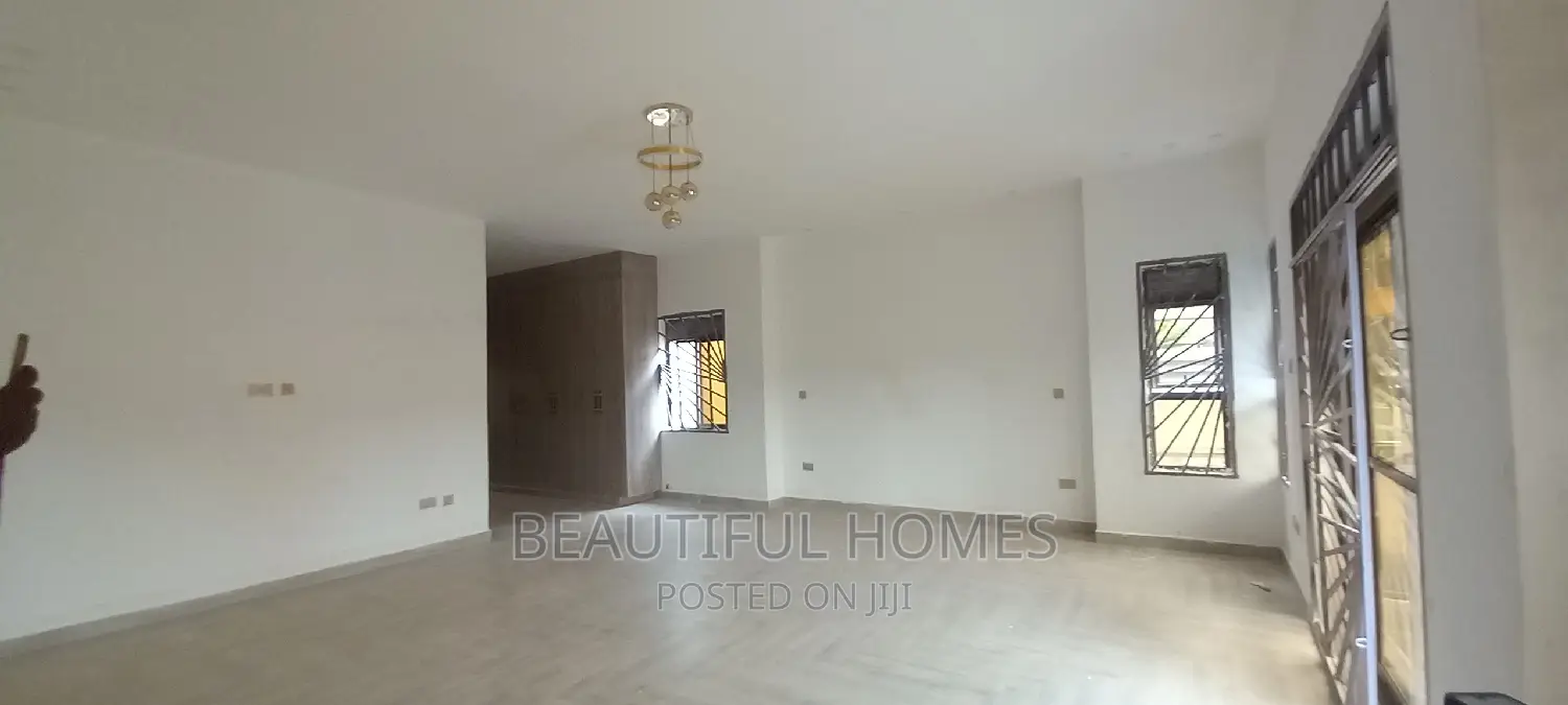 Furnished 6bdrm Mansion in Kyanja, Central Division for sale