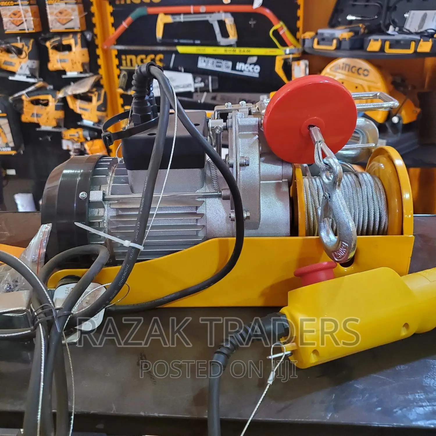 Ingco Electric Hoist 900W, 250kgs/500kgs Lifting Capacity