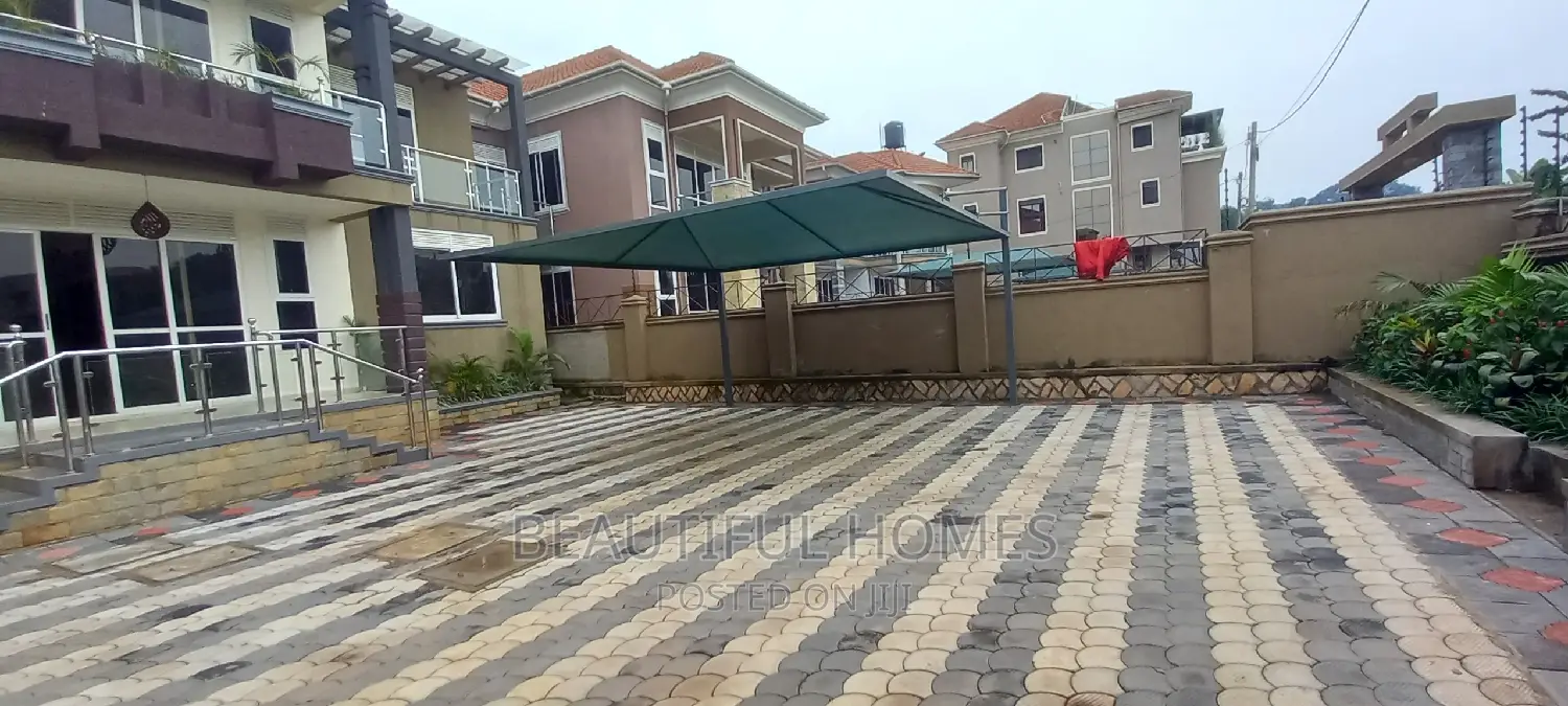 Furnished 5bdrm Duplex in Kyanja, Central Division for sale