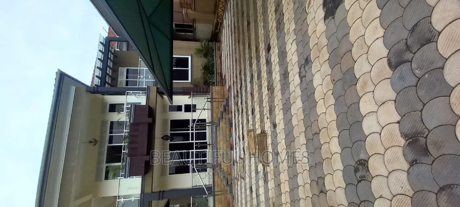 Furnished 5bdrm Mansion in Kyanja, Central Division for sale